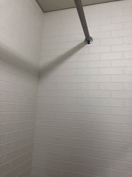 洗面所の新しくなった壁