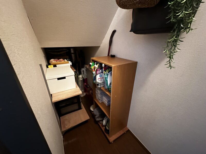 階段下収納DIY完了後の様子